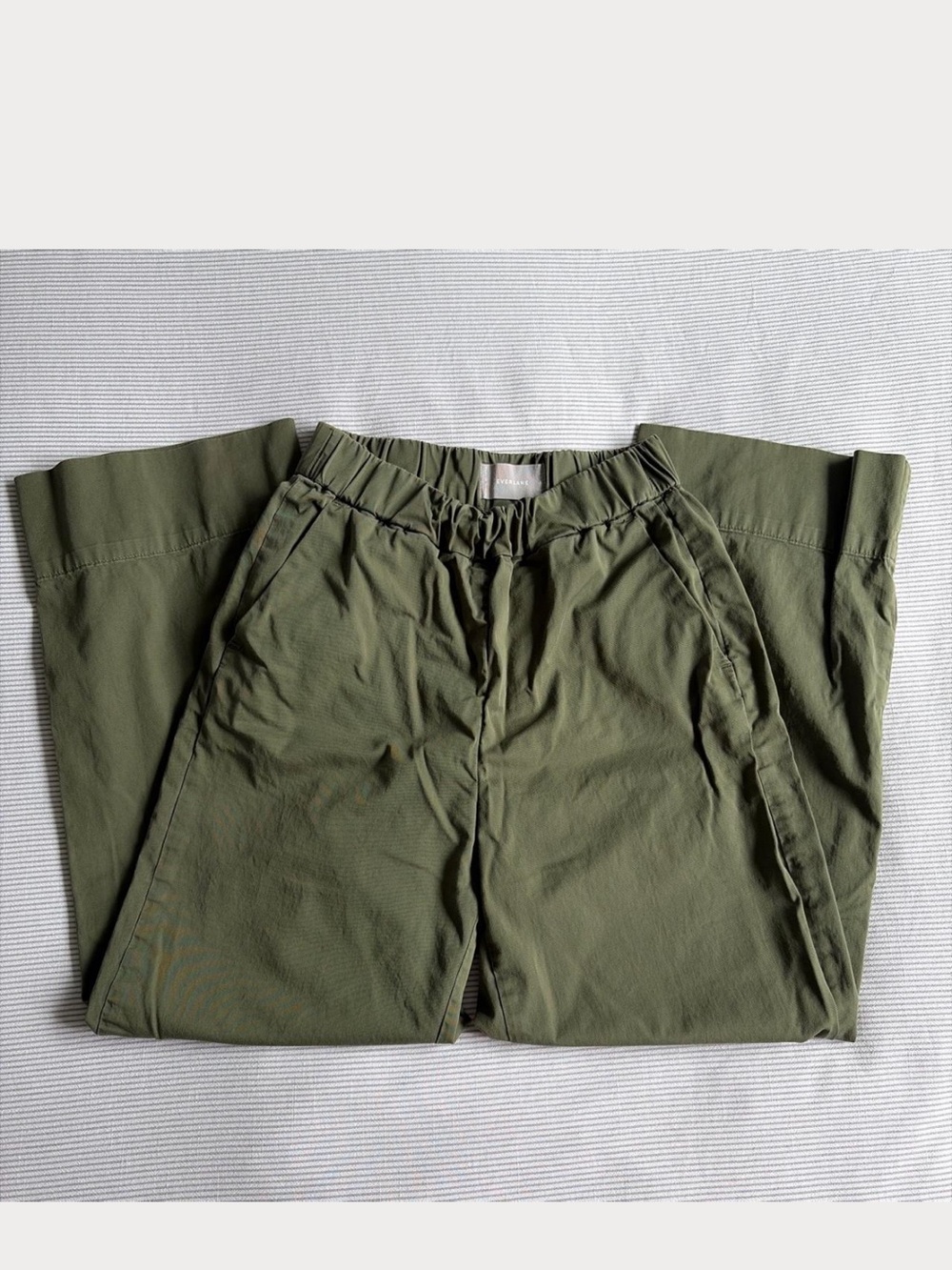 Everlane Olive Green elastic waist wide leg pants .4